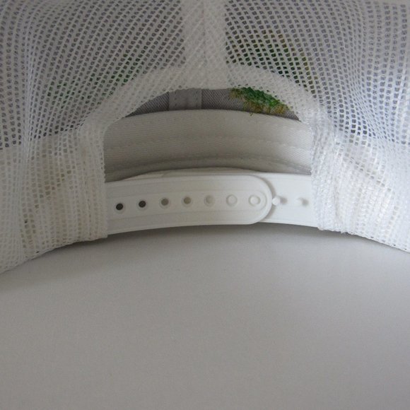 New Trulieve Hat - Picture 8 of 8